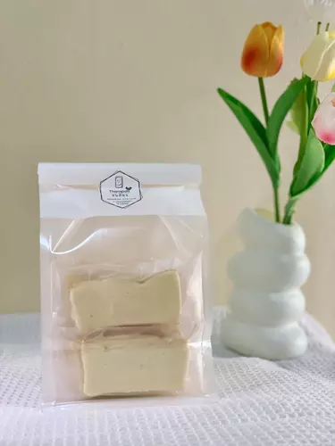 ขนมปังกรอบเนยหนึบ ธนภัทร ยกถุง 20 ชิ้น อร่อยจุใจ