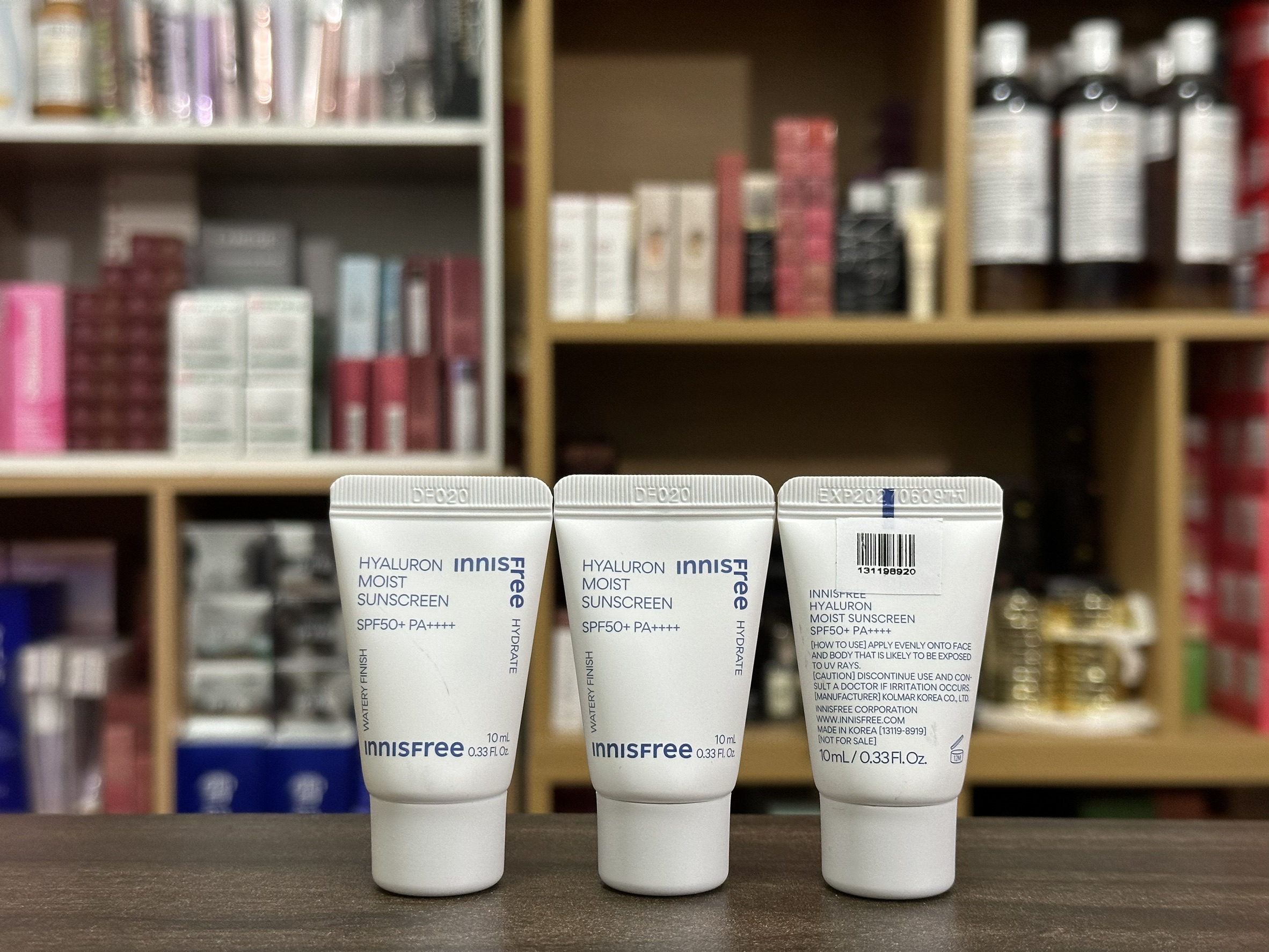 ( ราคา/หลอด ) Innisfree Hyaluron Moist Sunscreen SPF50+ PA++++  10ml
