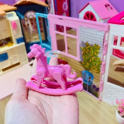 ม้าโยกจิ๋วลูกBarbieมือสองน่ารักๆ