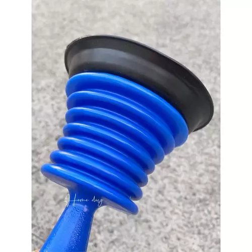 22821