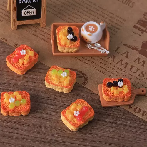 🔥Sale🔥ขนมปังหน้าผลไม้ ของเล่นจำลองอาหารเรซิ่น อุปกรณ์ตกแต่งเรซินแบบ DIY Resin พร้อมส่ง 1 ชิ้น