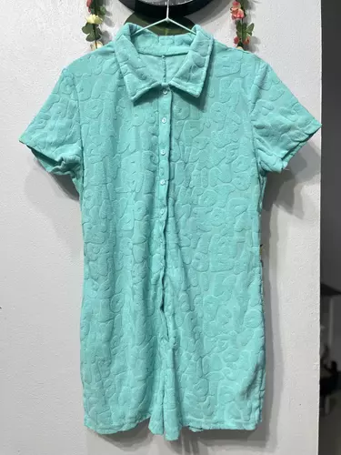 NN เสื้อผ้ามือสองโล๊ะขายถูก!!! จั๊มขาสั้นสีเขียวผ้าคอตตอน L-XL