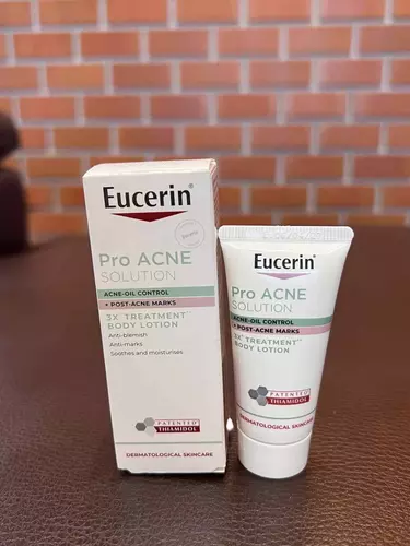 โลชั่นลดสิว Eucerin Pro ACNE SOLUTION THIAMIDOL 3X TREATMENT BODY LOTION 20ML.
