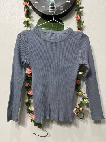 NN เสื้อผ้ามือสองโล๊ะขายถูก!!! เสื้อผ้าร่องแขนยาวสีเทาฟ้า S-M
