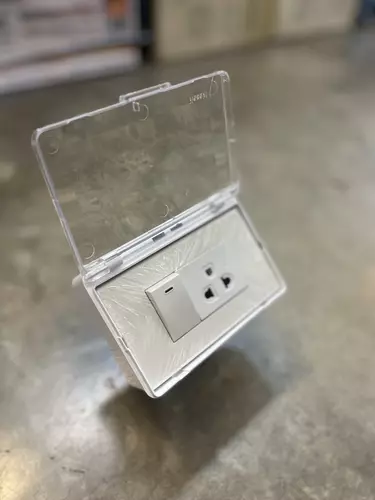 77070