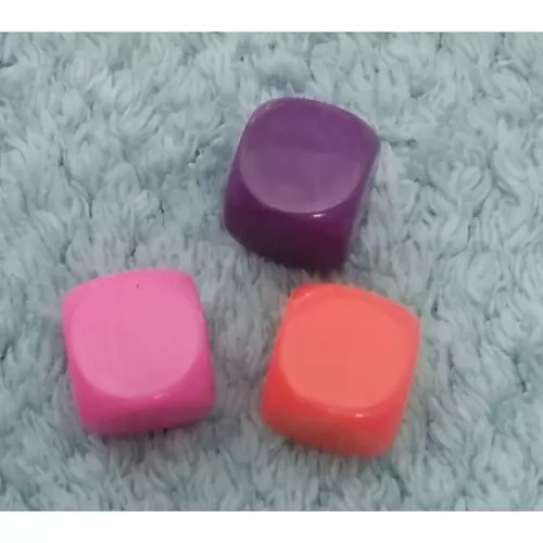25637