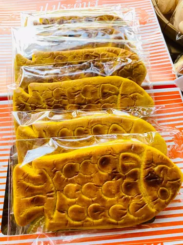 ขนมตัวปลาหอมเนื้อนุ่ม 5 ชิ้น