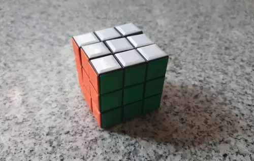 206390