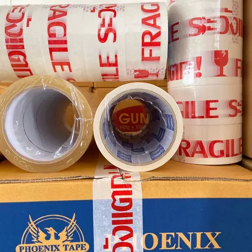 Quickerbox เทป Fragile ระวังแตก พื้นหลังขาว Fragile Tape ยาว 45 หลาเต็ม (1ม้วน) ส่งๆว 1 - 2