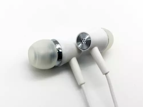 OPPO and VIVO หูฟัง In-ear Headphones รุ่นUNIVERSAL ใช้ได้ทั้งoppoและvivo(white)