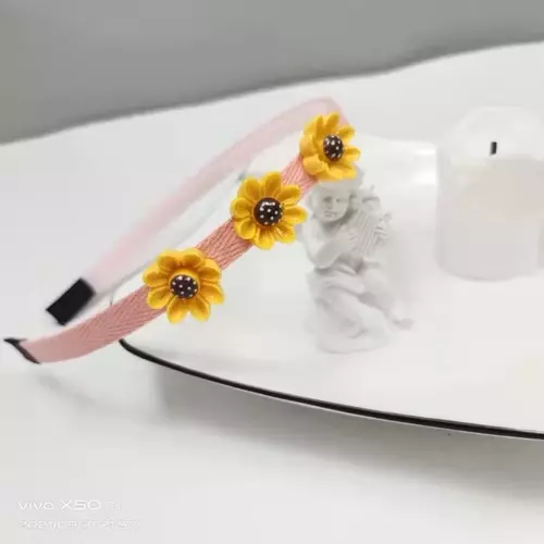 93533
