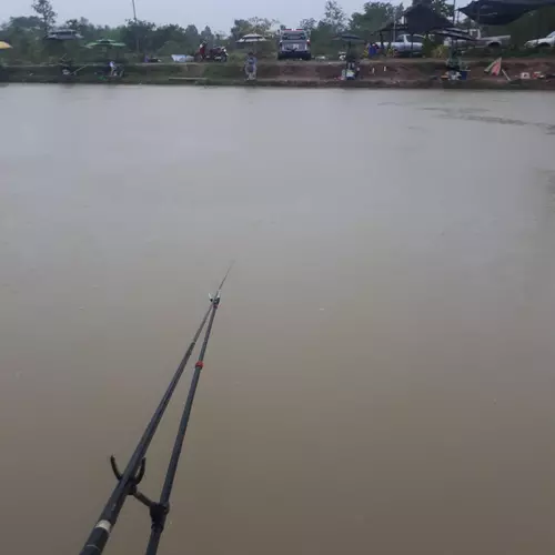 62143