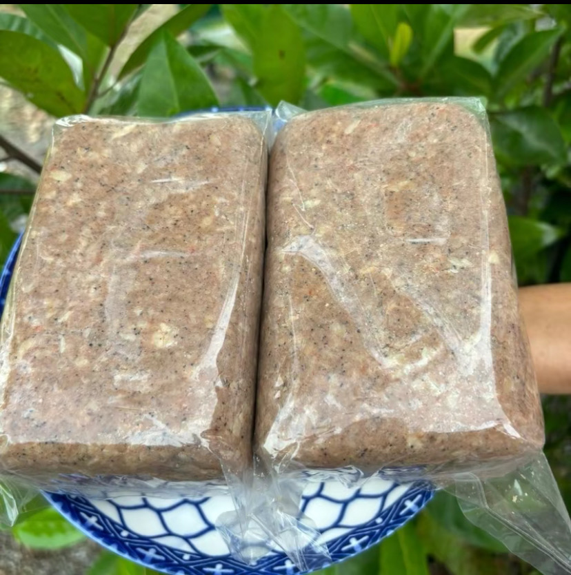 กะปิกุ้งแท้ จากนครศรีธรรมราช 1แถม1 ราคา 155 บาท