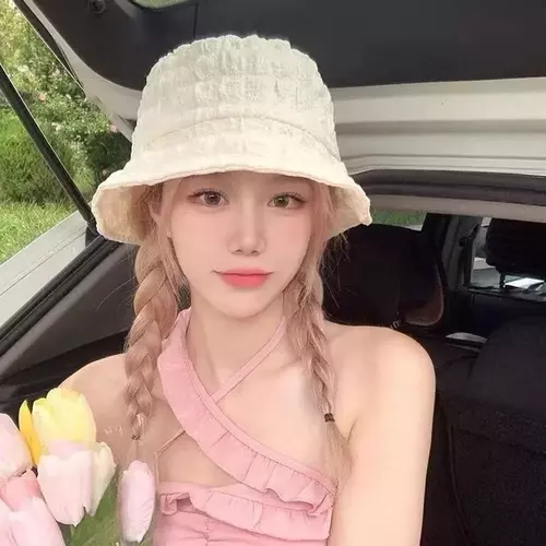 98943