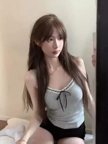 54535853