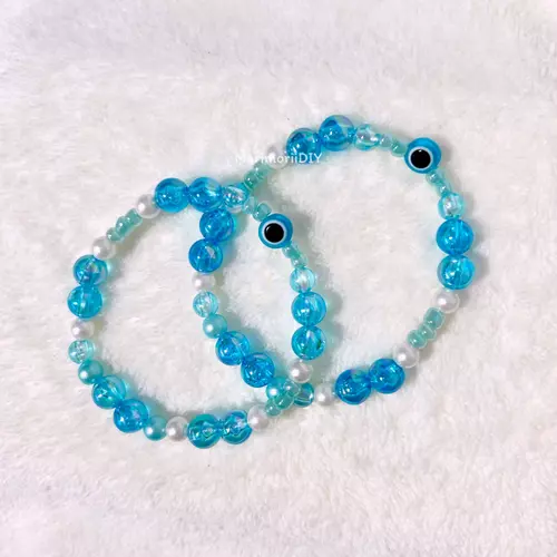 กำไลลูกปัด Evil Eye Light Blue Aura จี้ Evil Eye ผสมลูกปัดสีฟ้า สร้อยข้อมือแฮนด์เมด - MarimoriiDIY