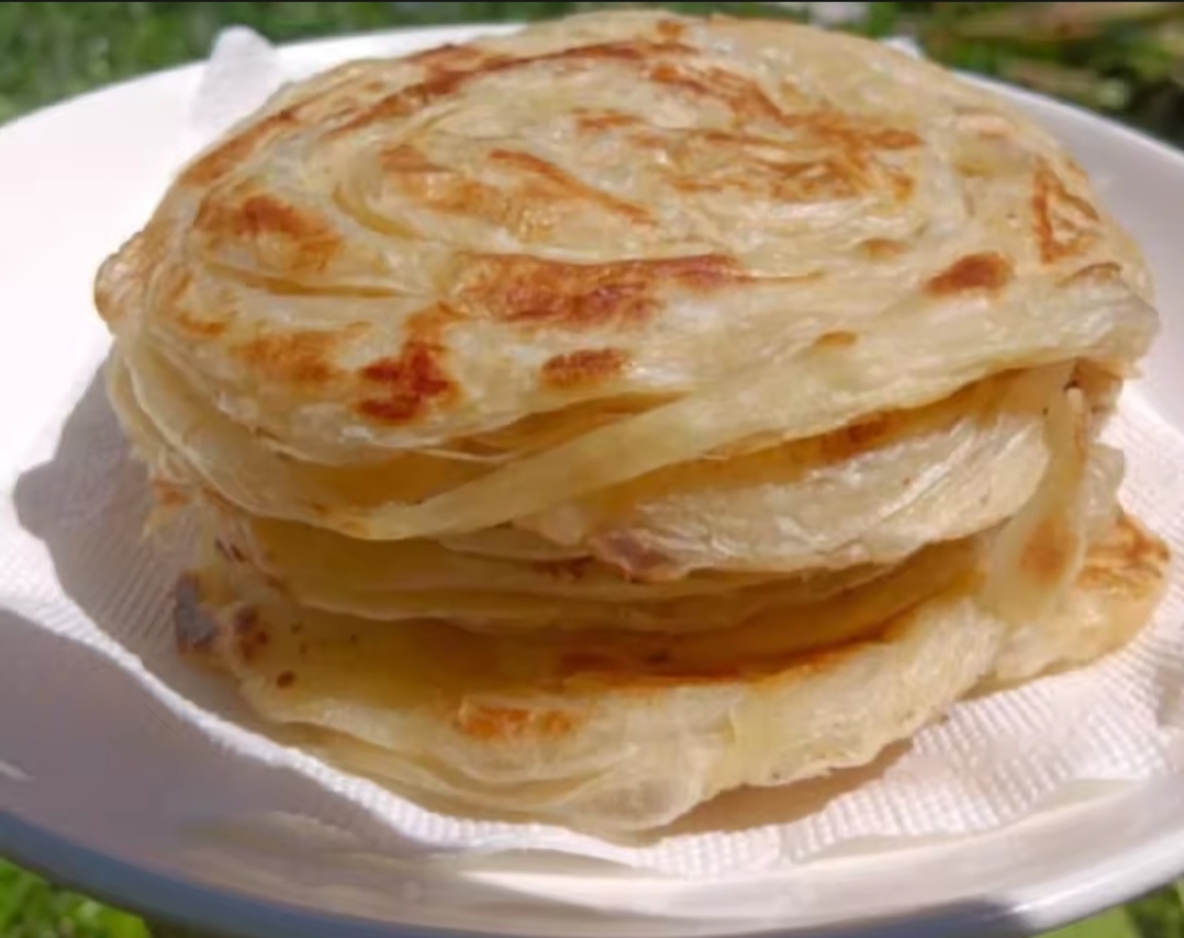 Roti โรตีกึ่งสำเร็จรูปโฮมเมดฮาลาล น้ำหนัก 400 ก.แพ็ค 7แผ่น ใหญ่ๆ หอม นุ่ม อร่อยมาก ลองเลย