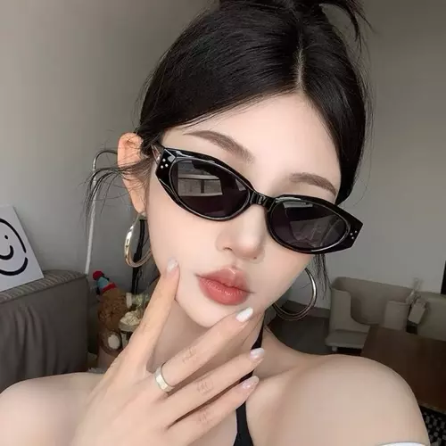 249031