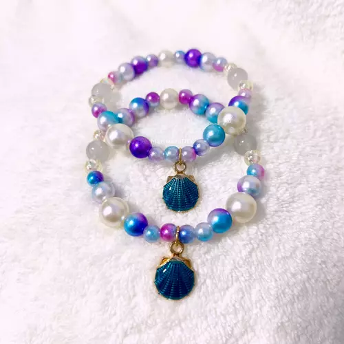 กำไลลูกปัด Twilight Pearl โทนทะเล ม่วงฟ้า จี้เปลือกหอย สร้อยข้อมือแฮนด์เมด - MarimoriiDIY