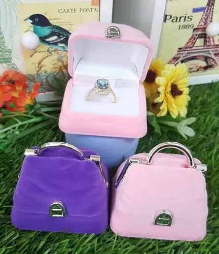 พร้อมส่ง!! กล่องแหวนกำมะหยี่แฟนซี รูปกระเป๋า รุ่นพรีเมี่ยม