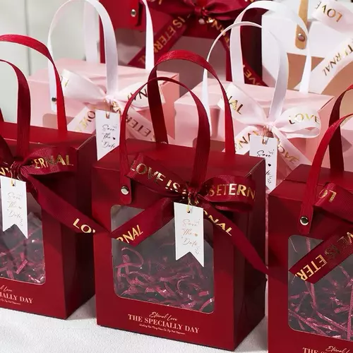 กล่องของขวัญ ถุงของขวัญมีหูหิ้ว  กล่องใส่ของขวัญสวยๆ ถุงของขวัญหน้าต่างใส