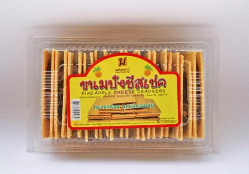 ขนมปังชีสเช็ค แม่นงเยาว์ (ไส้สับปะรด)