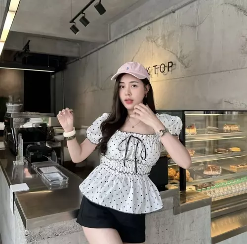 เสื้อแขนตุ๊กโบว์*มี2ไซส์**อ่านก่อนกด**โปรเฉพาะวันนี้ขายถูกมาก ราคาส่งอก30-54*(รหัสJ59)ทรงสวย ใส่แล้วหุ่นสวยสุดๆ งานใหม่ล่าสุด