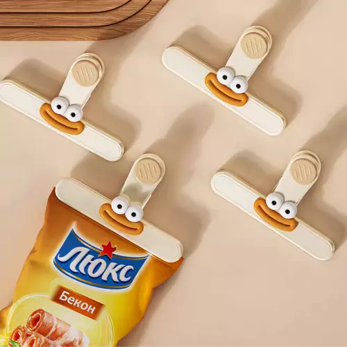 3435