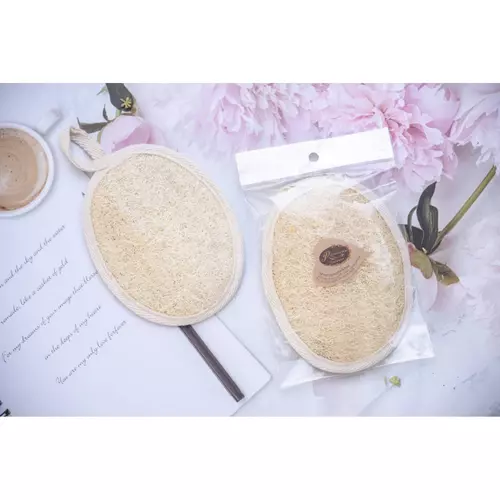 ใยบวบ(ชนิดแผ่นวงรี) ขนาดกว้าง11เซน*สูง14เซน มียางยืดรัดมือใช้สะดวก ขัดผิวอย่างอ่อนโยนเรือนไม้หอม Rueanmaihom