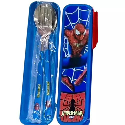 ชุดช้อนส้อมด้ามแบน Spider-Man สำหรับเด็ก ดีไซน์น่ารัก บรรจุในกล่องสีฟ้า พร้อมภาพ Spider-Man บนกล่อง