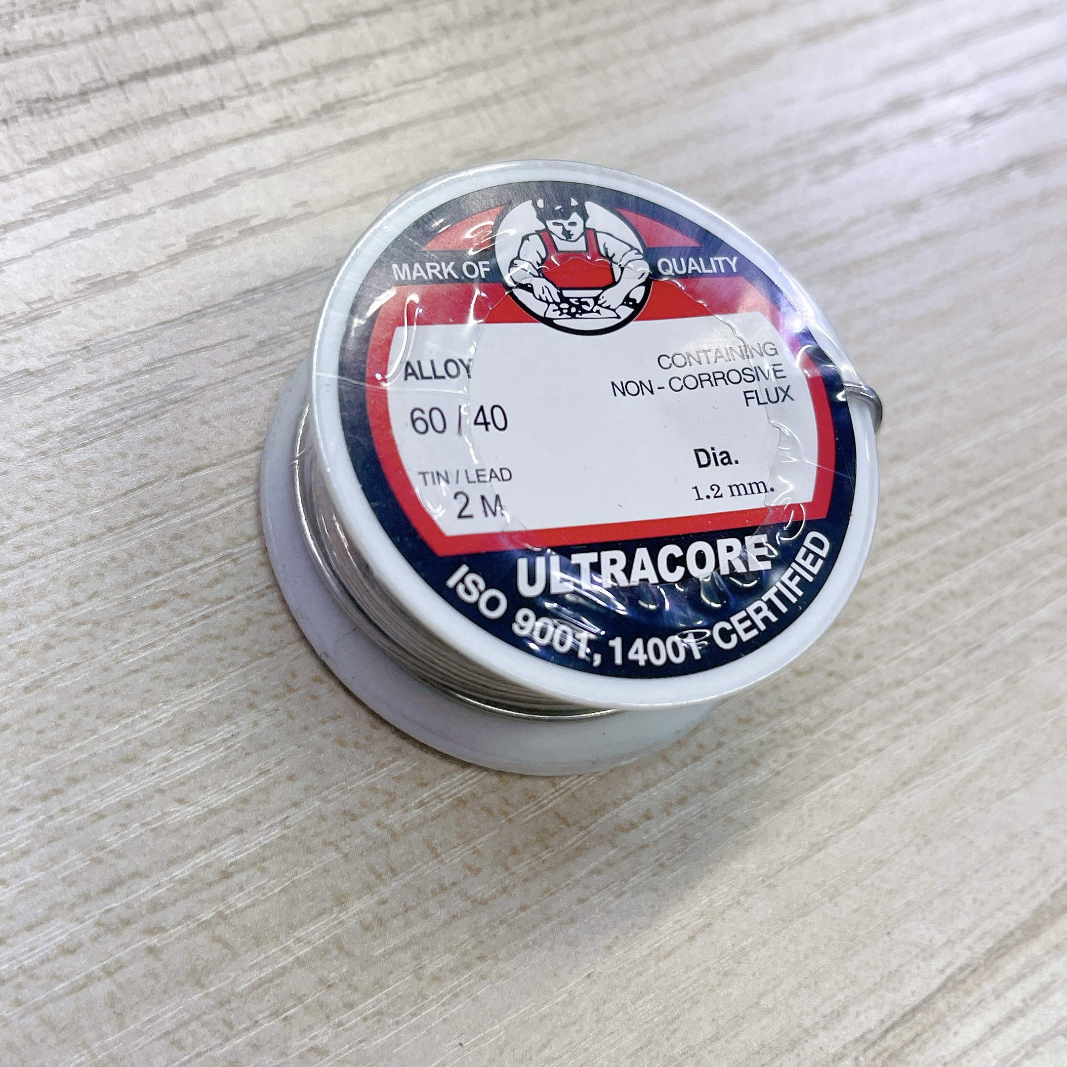 ตะกั่ว 60/40 ยี่ห้อ Ultracore ของแท้ ขนาดเส้น 1.2mm ขนาดม้วน 2m