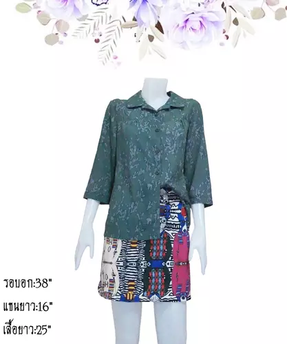 เสื้อแขนสั้นแฟชั่นผู้หญิงมือสอง